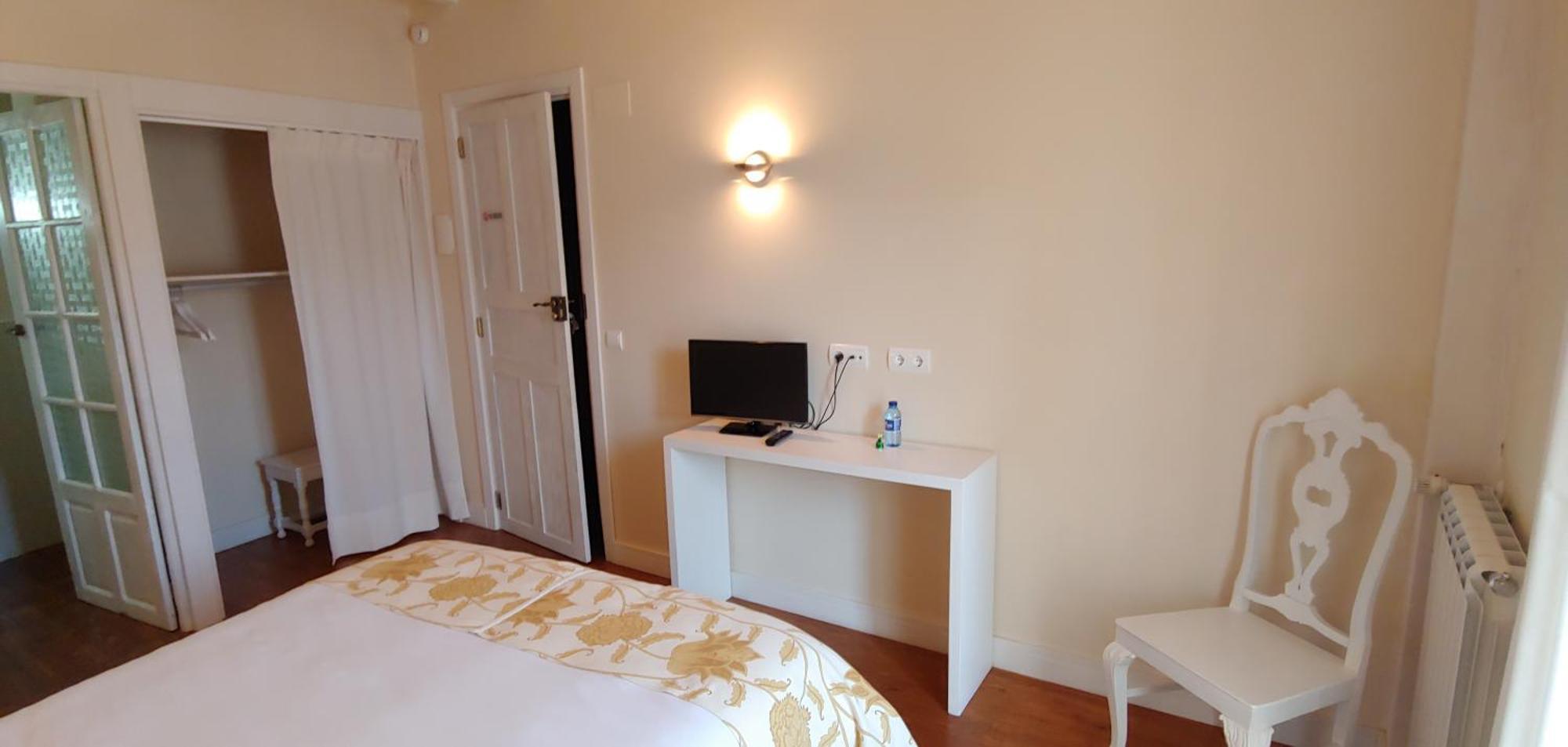 Hostal Camponaraya Zewnętrze zdjęcie
